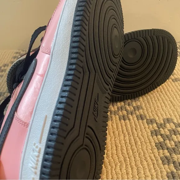 Nike Valentines Day Youth Size 3Y Pink/Black Kids Casual Sneakers Shoes