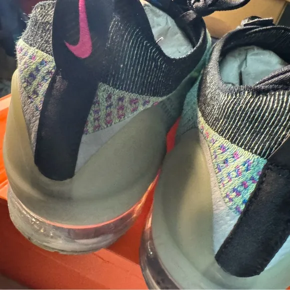 Nike Vapormax 2021 Multicolor Flyknit Sneakers