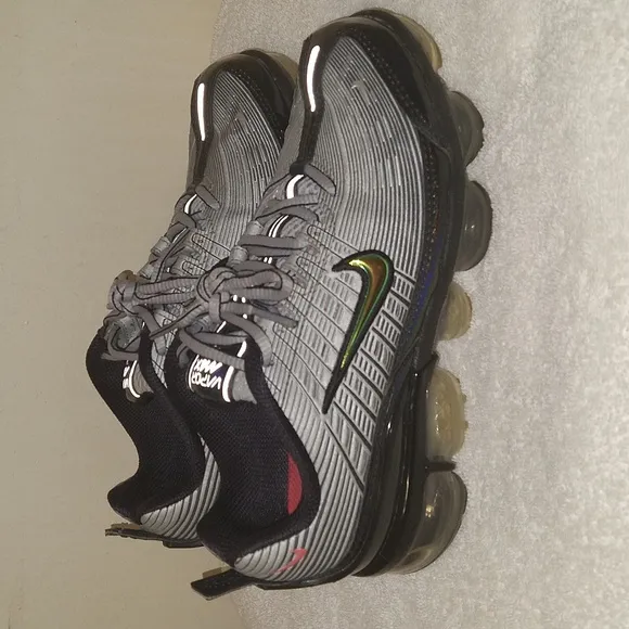 Nike Vapormax 360 Metallic Silver Running Sneakers