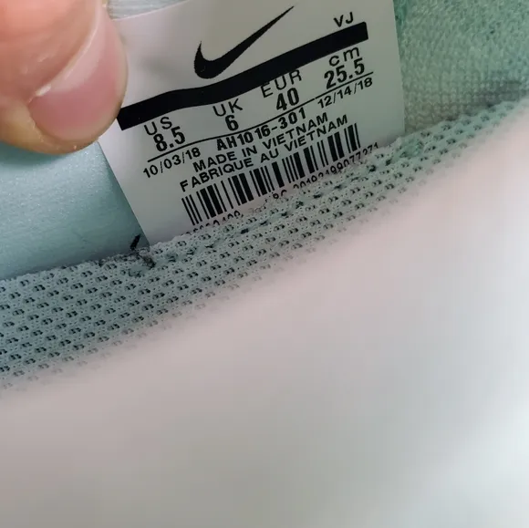 Nike women's Odyssey react flyknit 2 sneakers