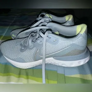 Nike Women's Renew Running Sneakers Gray Size 7 Gray light green white