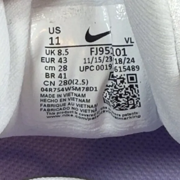 Nike Women's White/Purple Air Winflo 11 Running Sneakers Shoe Size 11-NEW