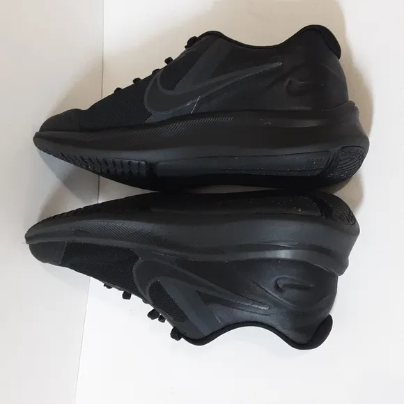 Nike Youth Star Runner 3 Road Running sneakers Black 6.5Y performance unisex