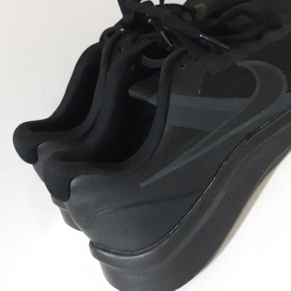 Nike Youth Star Runner 3 Road Running sneakers Black 6.5Y performance unisex