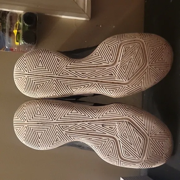 Nike Zoom EVIDENCE size 11