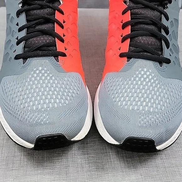 Nike Zoom Pegasus 31 Men’s Size 13 Gray / Orange Running GS Sneakers 652925-403