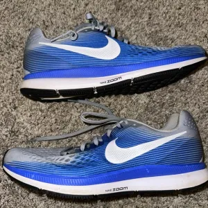 Nike Zoom running sneakers