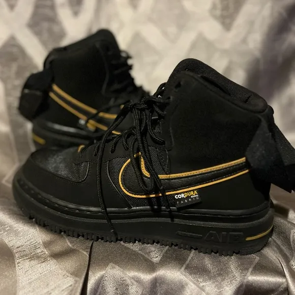Nike🥾Air Force 1 Boot 'Black University Gold' - DO6702-001 - Men’s Size 7
