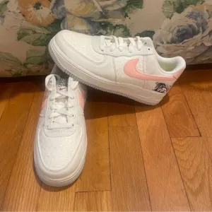 Nike Air Force 1 '07 SE Sun Club White Orange Women's Size 5.5,9.5 DJ9944-100