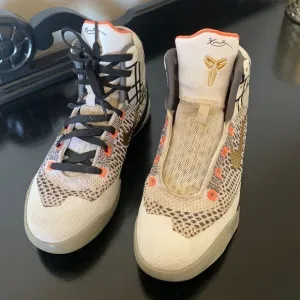 Nike Kobe Basket Ball Shoes