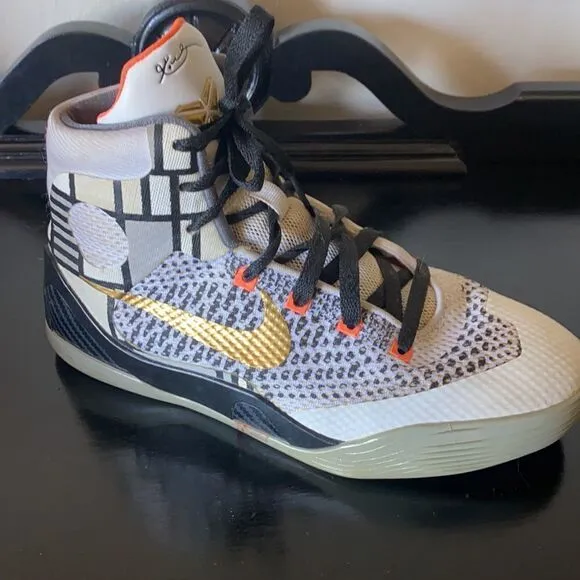 Nike Kobe Basket Ball Shoes
