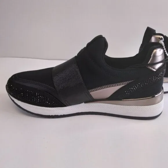 Nine West Black Slip On Sneakers Metallic Accent Rhinestones Size 6M