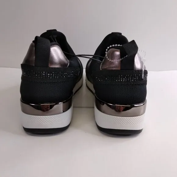 Nine West Black Slip On Sneakers Metallic Accent Rhinestones Size 6M