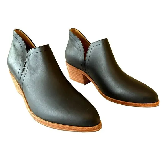 Nisola Water Resistant Mia Everyday Black Leather Chelsea Ankle Boots Size 8 NEW