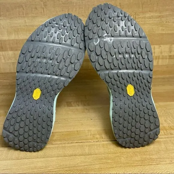 North Face Ultra TR Running Shoes Vibram hiking Athletic Sneakers Size 6 Blue