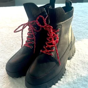 Nurture Sz 9.5 Whitney Waterproof Leather Lace-Up Lug Sole Boots NEW Outdoor