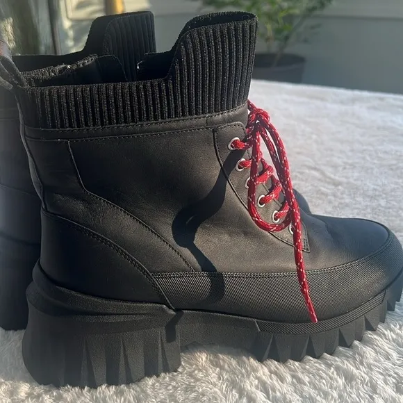 Nurture Sz 9.5 Whitney Waterproof Leather Lace-Up Lug Sole Boots NEW Outdoor