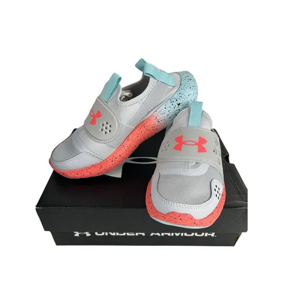 NWB Under Armour Girl's 5.5 Youth Runplay Fade Halo Gray/Brilliance/Rose