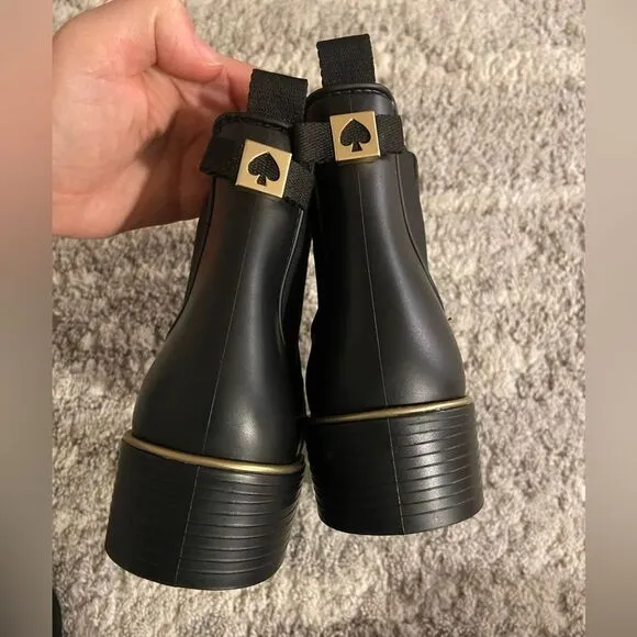 NWOB Kate Spade Sedgewick Rain Boots water resistant Round Toe heels Sz 7 black