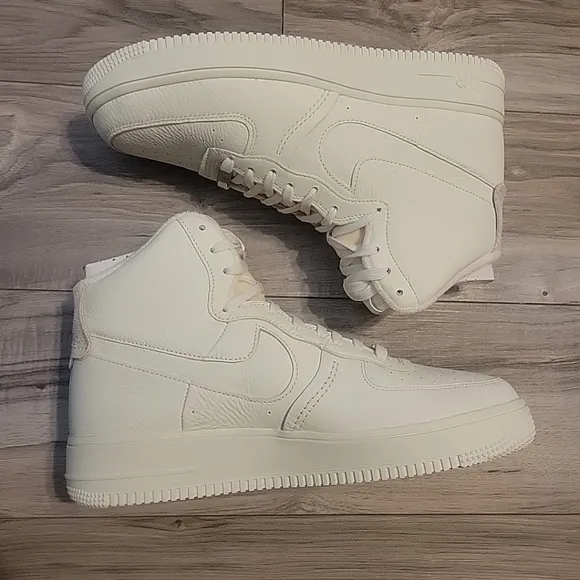 NWOB Nike Air Force 1 Sculpt Shoes Womens 11 White High Top‎ Athletic Sneakers