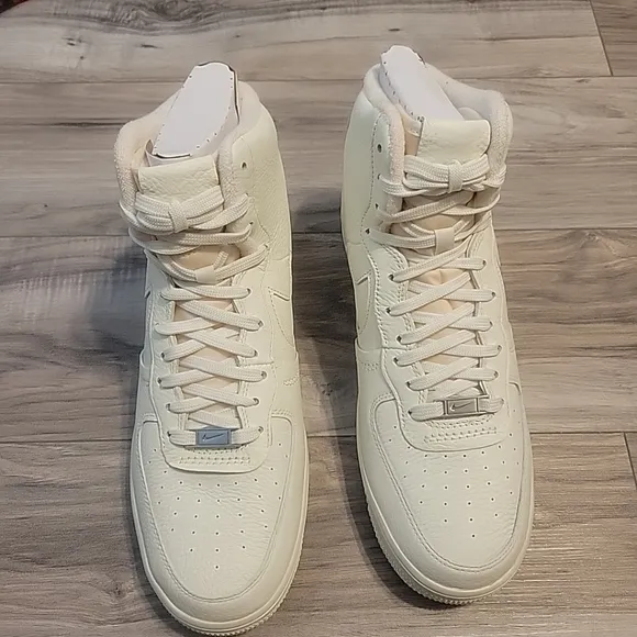 NWOB Nike Air Force 1 Sculpt Shoes Womens 11 White High Top‎ Athletic Sneakers
