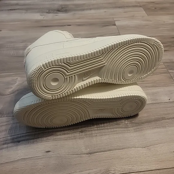NWOB Nike Air Force 1 Sculpt Shoes Womens 11 White High Top‎ Athletic Sneakers