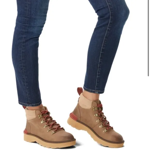 NWOB Sorel Hi-Line Hiking Boots Umber Tawny Shoes US 6 Women New