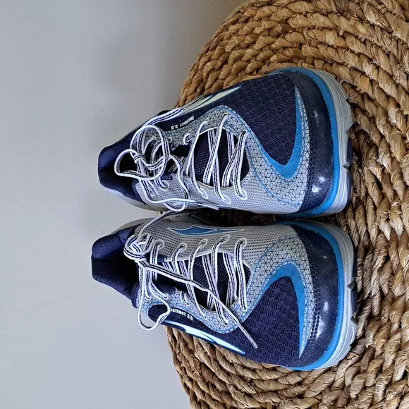 NWOT Altra Mens Intuition 3.5 Performance Running Sneakers Innerflex Blue/Grey 8