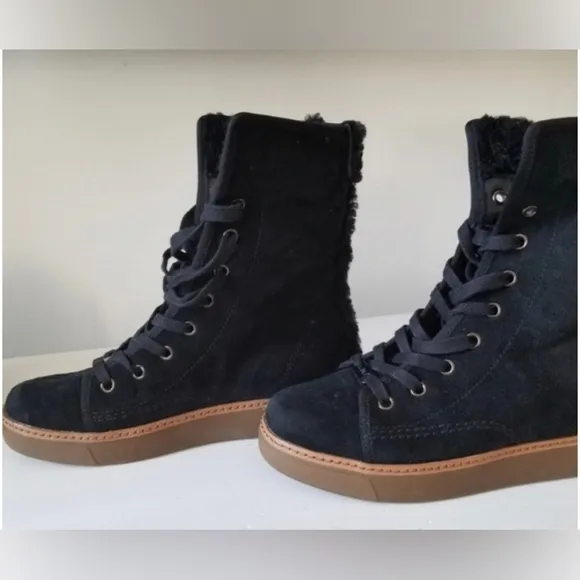🔥NWOT🔥 Coach Ramsey Black high top suede shearling sneakers A8595 Size W9.5