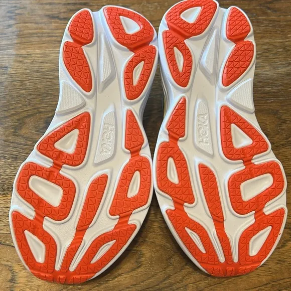NWOT Hoka Bondi 8 Running Sneakers