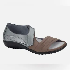 NWOT- Naot Women’s Papago Shitake Nubuck Sterling Leather Sandal size 40 (US9).