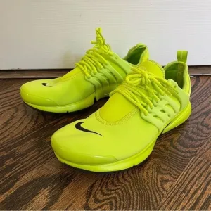 NWOT Nike Air Presto Womens Shoes Atomic Green Black DV2228-300