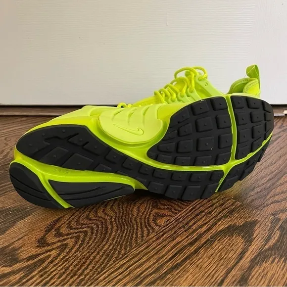 NWOT Nike Air Presto Womens Shoes Atomic Green Black DV2228-300