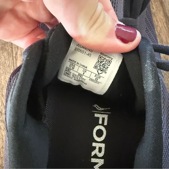 NWOT Saucony Ride 14 Women’s Sneakers