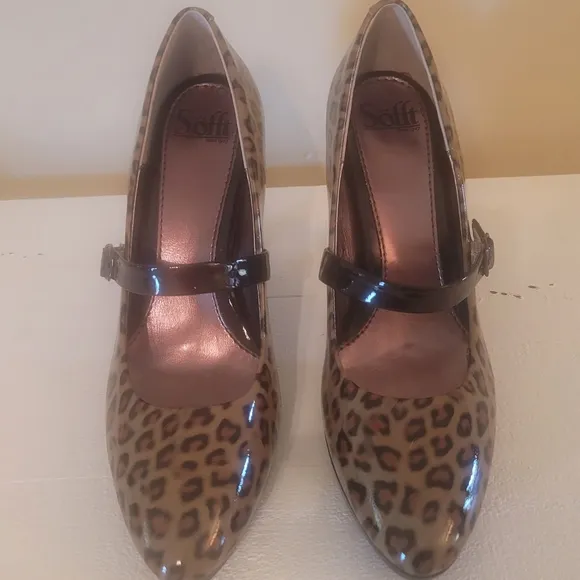 NWOT Sofft Mary Jane Brown Black Genuine Leather Leopard Mary Jane Shoes Heels