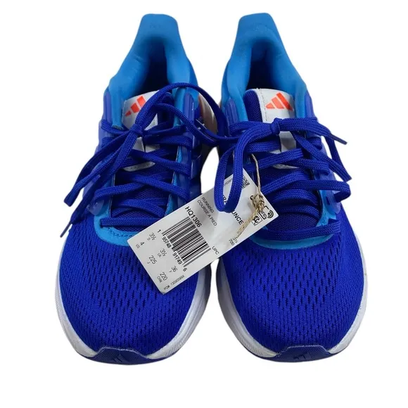 NWT Adidas Ultrabounce Sneakers Size 4
