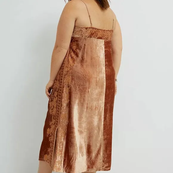 NWT Anthropologie Lucie Embroidered Velvet Slip Dress Sz 16 W