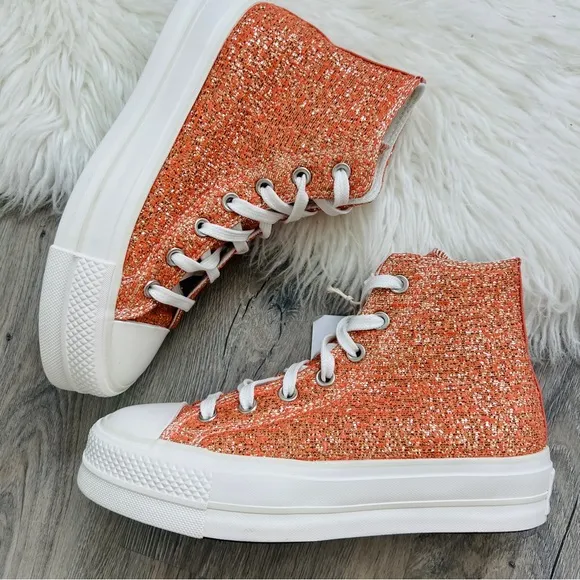 NWT Converse Chuck Taylor All Star Lift Hi Platform Women’s Shoes