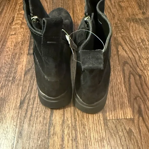 NWT Eileen Fisher Boots size 7.5
