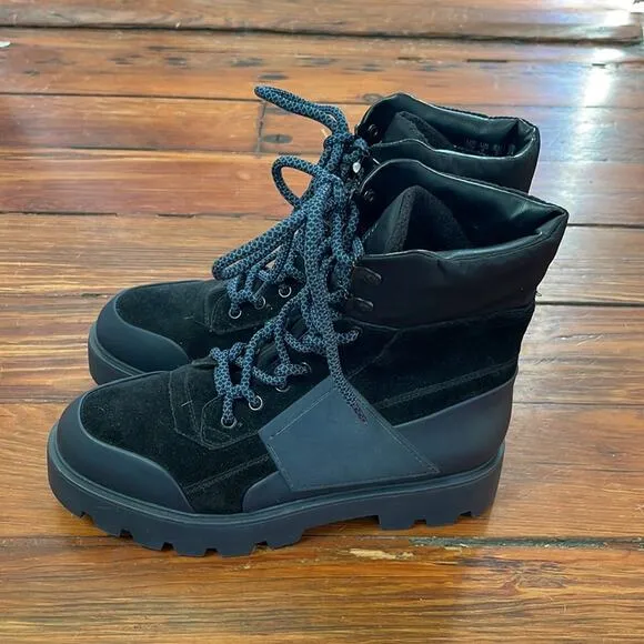 NWT Franco Sarto Balinhike suede lace up water resistant lugged sole snow boots