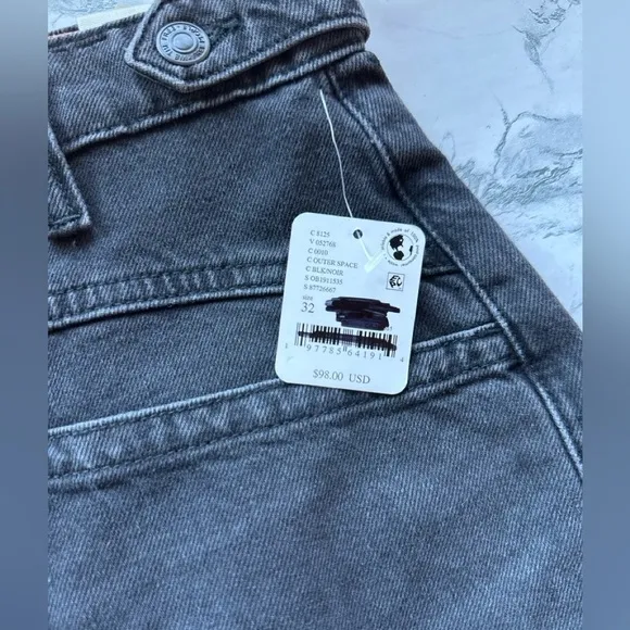 NWT Free People Palmer Mid Rise Short in Outer Space