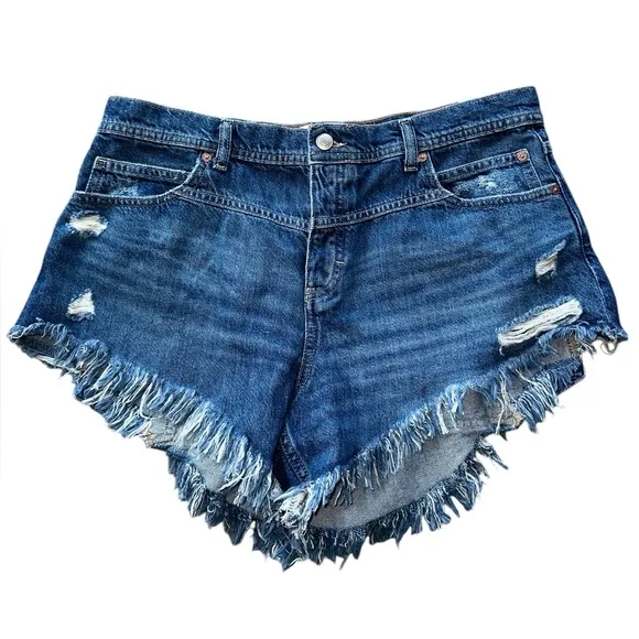 NWT Free People We The Free Westwood Mid Rise High Low Jean Shorts