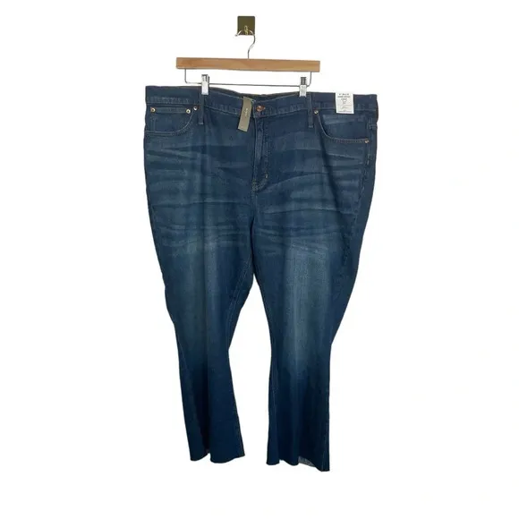 NWT J. Crew 9’’ Demi Boot Crop Jeans in Medium Wash Size 37