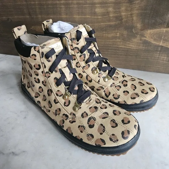 NWT Keds scout kids boots leopard water resistant size 5 M