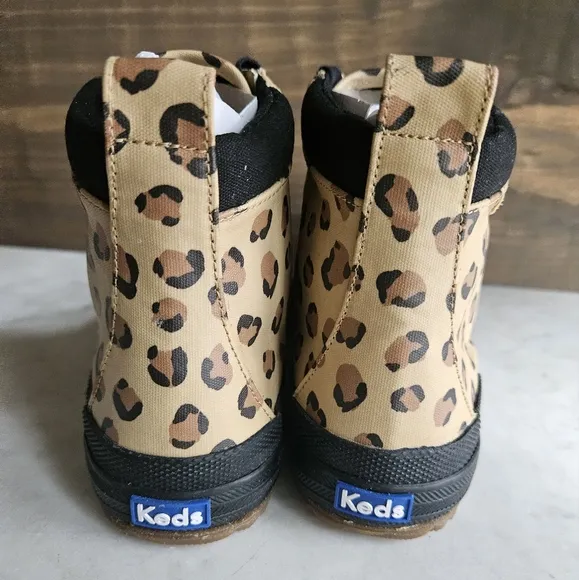 NWT Keds scout kids boots leopard water resistant size 5 M