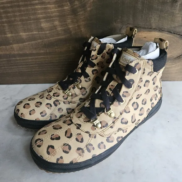 NWT Keds scout kids boots leopard water resistant size 5 M