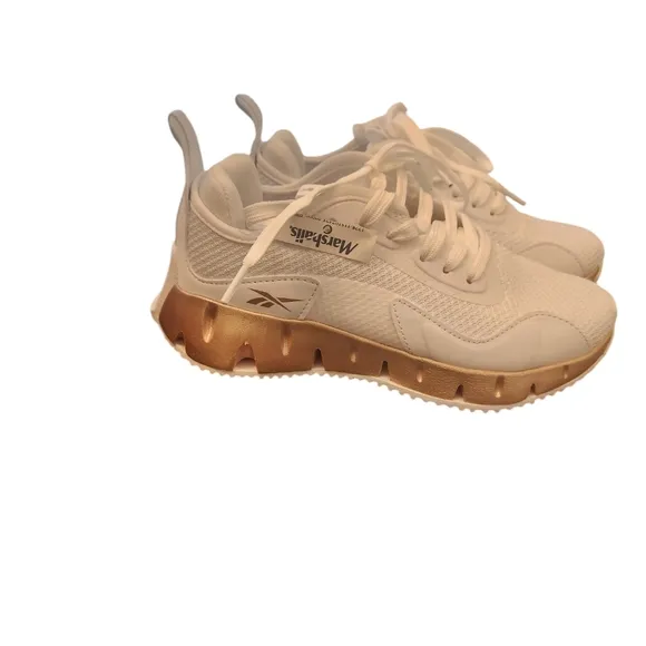 NWT Kids REEBOK Zig Sneakers Running Athletic White/Rose Gold Size 3