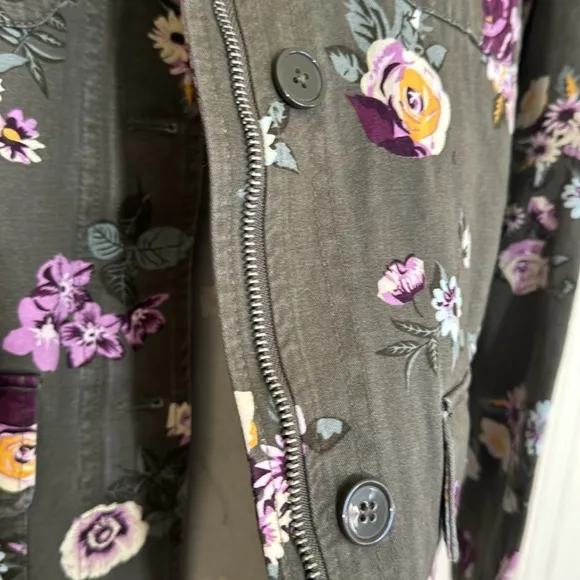 NWT Levi Strauss 100% Cotton Olive Green Floral Jacket Size XL