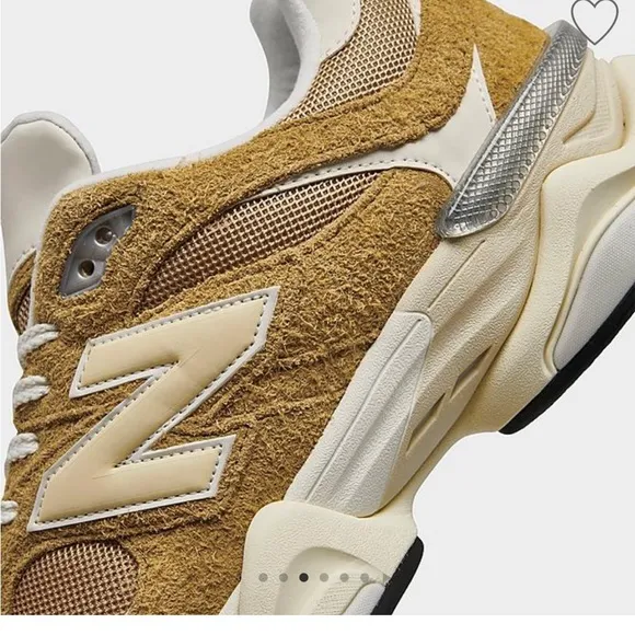 NWT NEW BALANCE 9060 CASUAL SHOES beige
