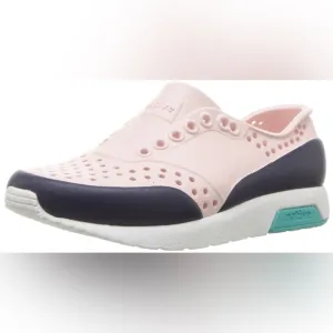 NWT New NATIVE Lennox Block Slip On Water Shoes Pale Pink Navy White Kids 1